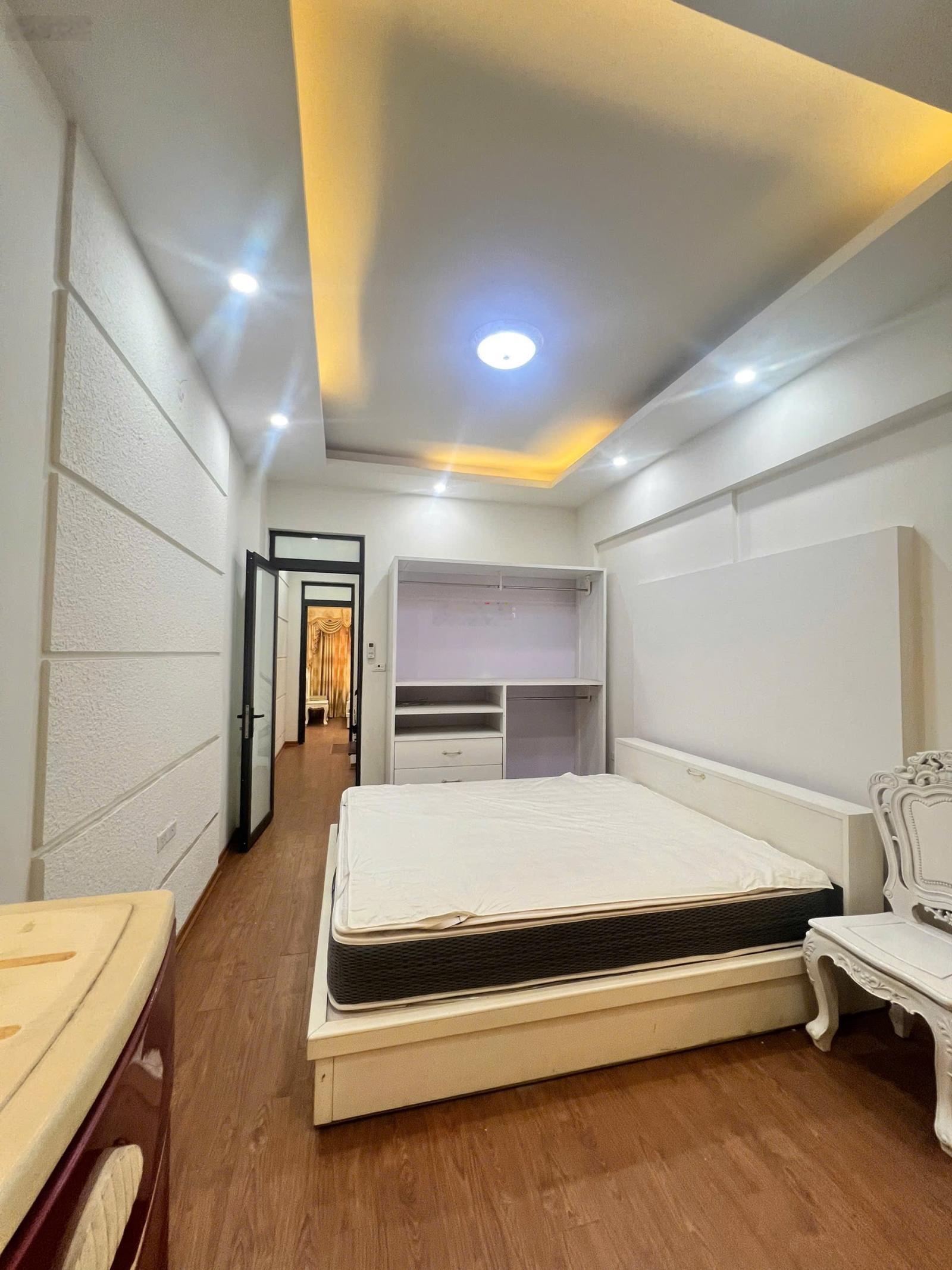 Bán Nhà Riêng tại Trần Khát Chân, 9,5 tỷ, 36m2, 6PN, 5T, Pháp lý đầy đủ