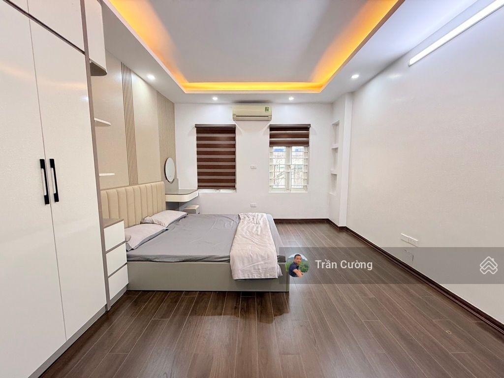 Bán nhà Bằng Liệt, Hoàng Mai, ô tô gần, nở hậu, sẵn ở đón tết, 33m2, 8.1 tỷ