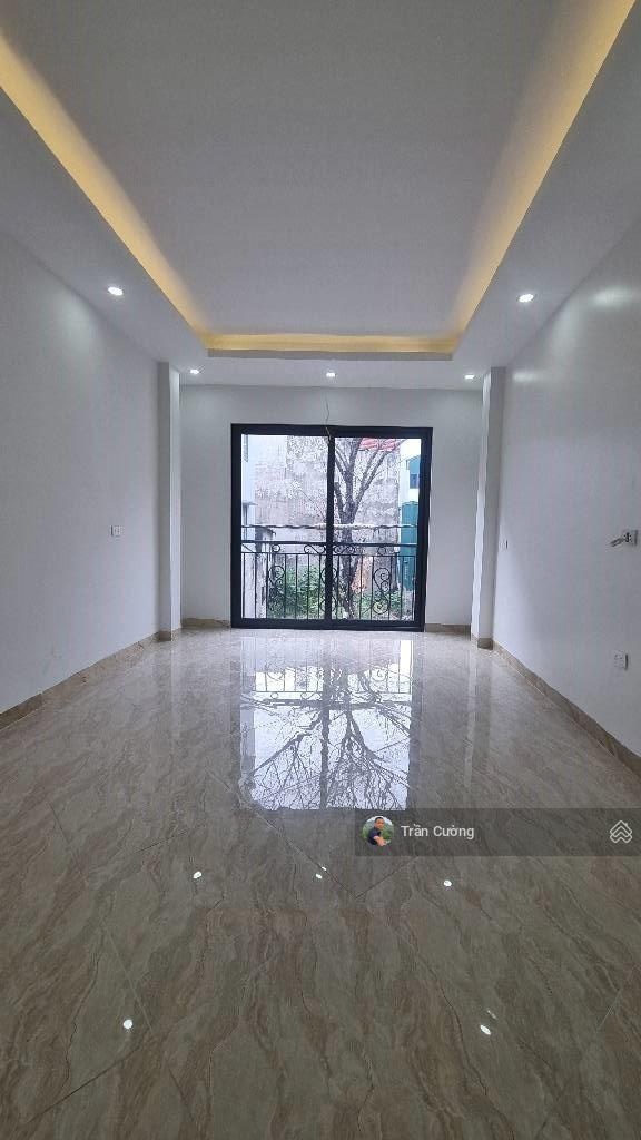 Bán nhà Thịnh Liệt, Hoàng Mai, xây mới, gần ô tô, nở hậu, 30m2, 7.36 tỷ(CTL)