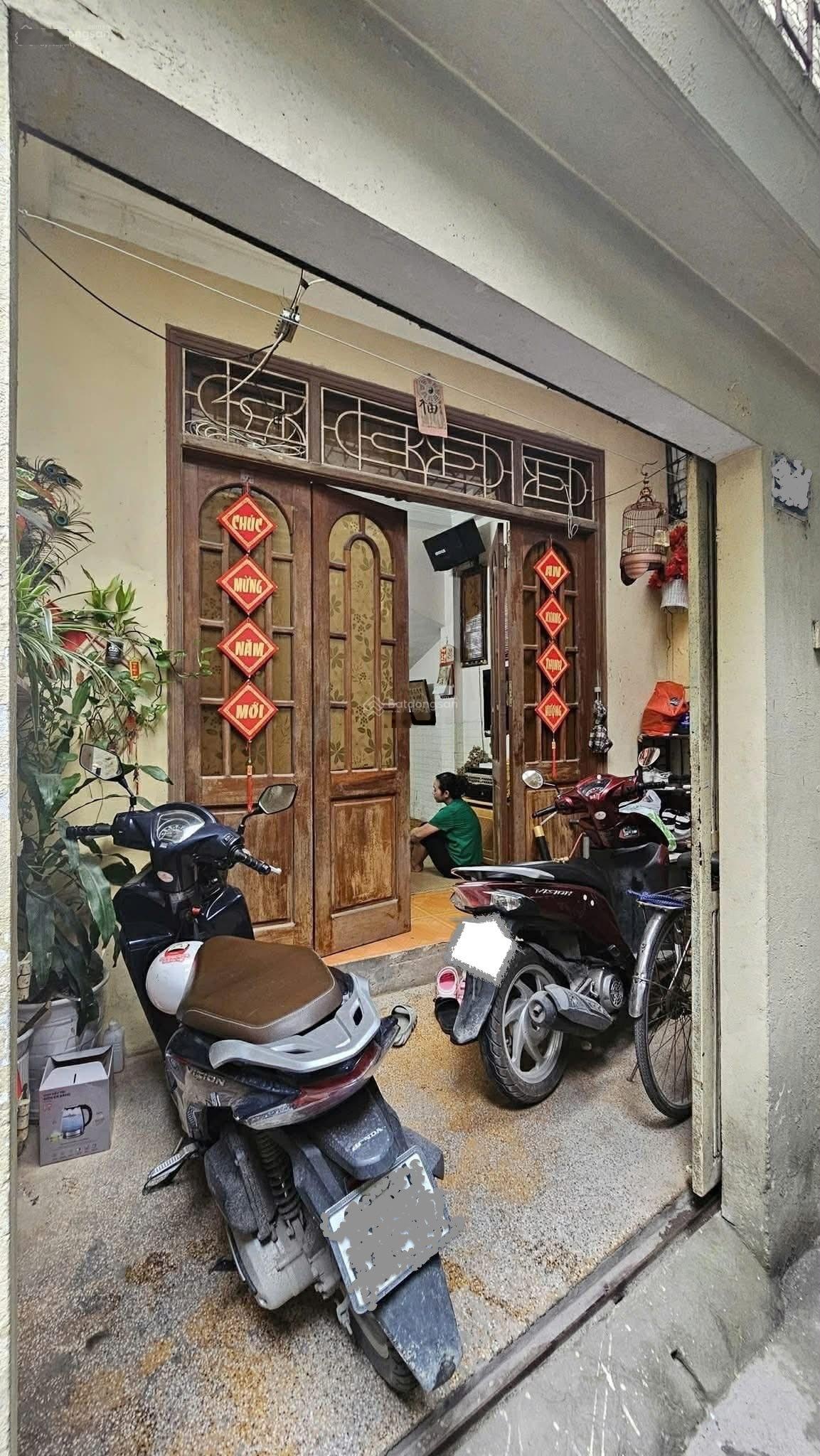 Mặt ngõ Ba Đình, DT 38m2, MT 3,8m, ba gác phi thông các ngả, 7,65 tỷ QH ổn định