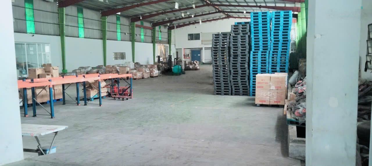 Cho thuê kho diện tích: 1.500m2, Lê Đức Anh (Quốc lộ 1A), Bình Tân, giá: 70k/m2/tháng