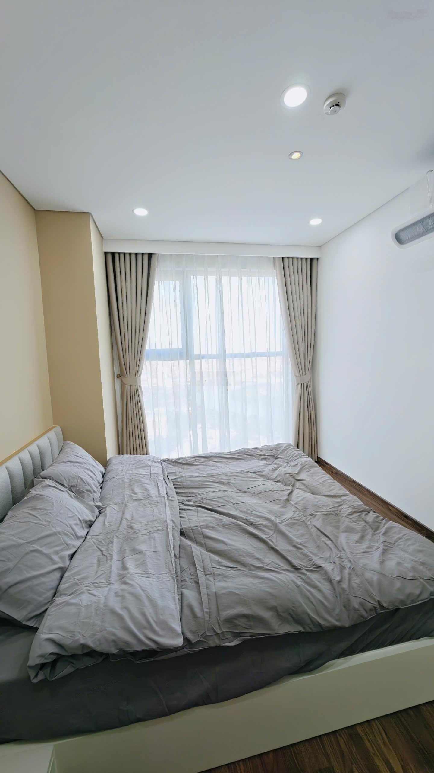 Maianhland cho thuê 3 ngủ minato residence