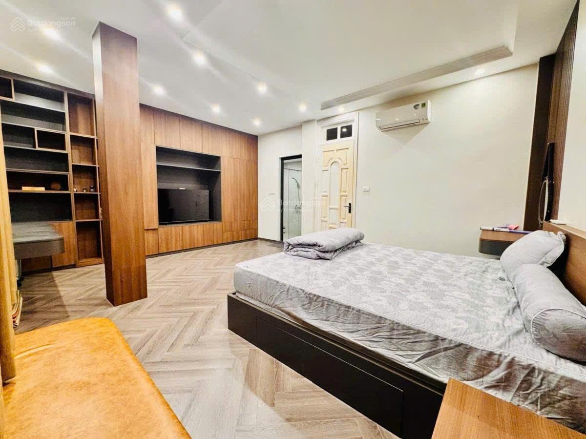 Bán Nhà Đường Chiến Thắng 4 Tầng MT 6m Kinh Doanh Giá 14,5 Tỷ