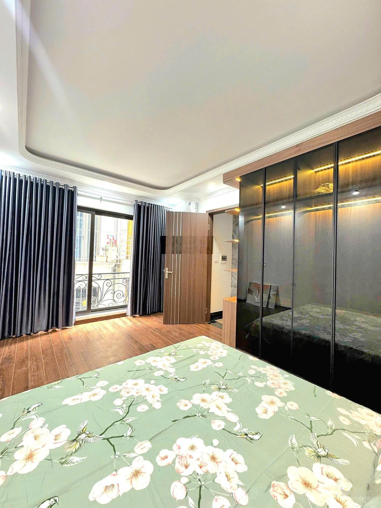 30m ra ô tô, ngõ thông ba gác phi, DT 35m2* 6T thang máy, MT 4,3m, 7,9 tỷ