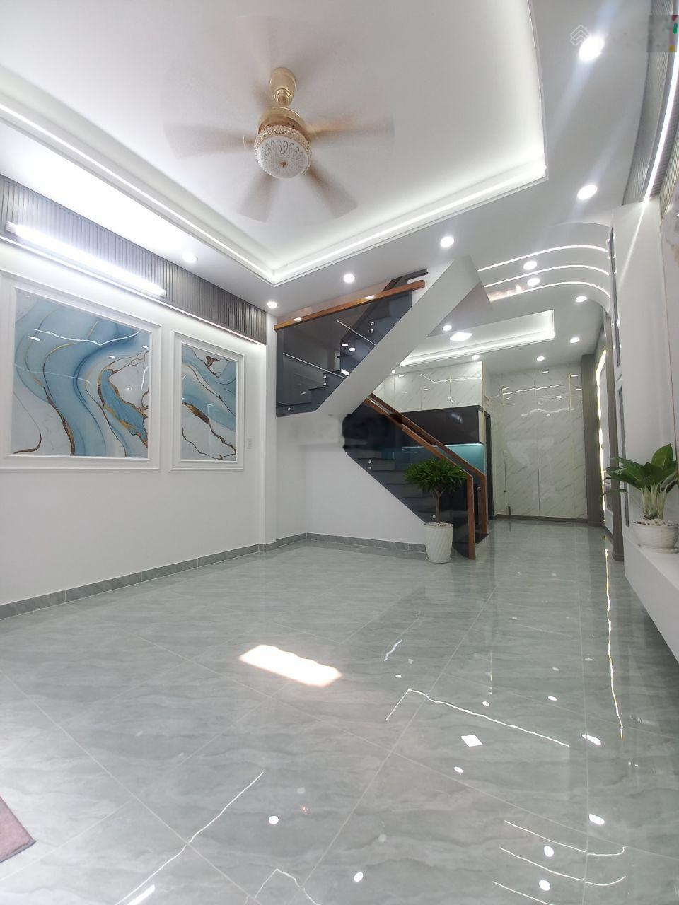 Bán nhà Q.12 Nguyễn Thị Kiểu, DT 4.2x10m 1 trệt 1 lầu 2PN, sổ chung giá 2.28 tỷ Tân Thới Hiệp