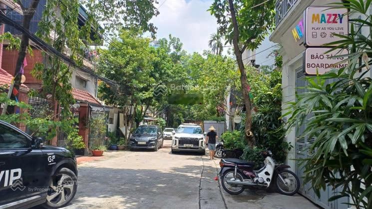 Siêu hiếm-nhà đẹp ở ngay-5 tầng 3 ngủ-chỉ 9.9 tỷ-Đội Cấn, Ba Đình