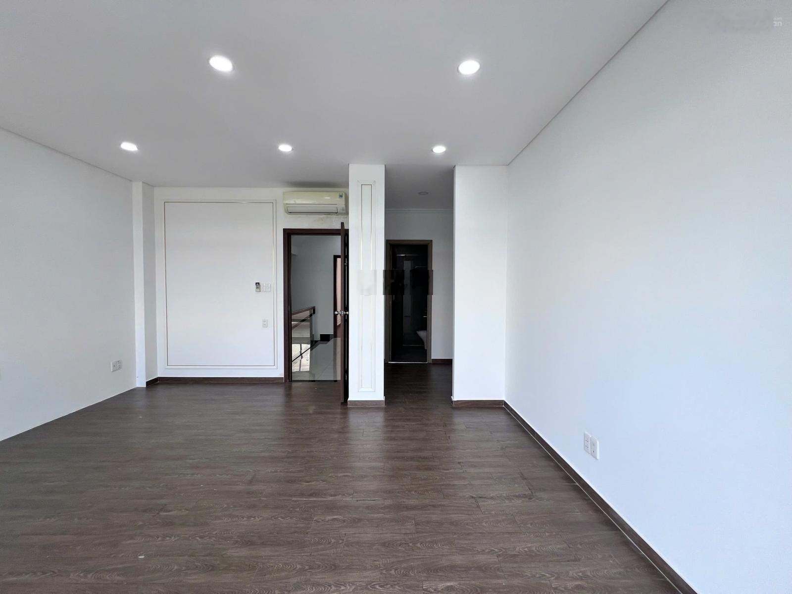 Cho thuê nhà 3 lầu 4PN 100m2 gần Đ Xuân Hợp, Liên Phường, Globalcity. LH 0901193009