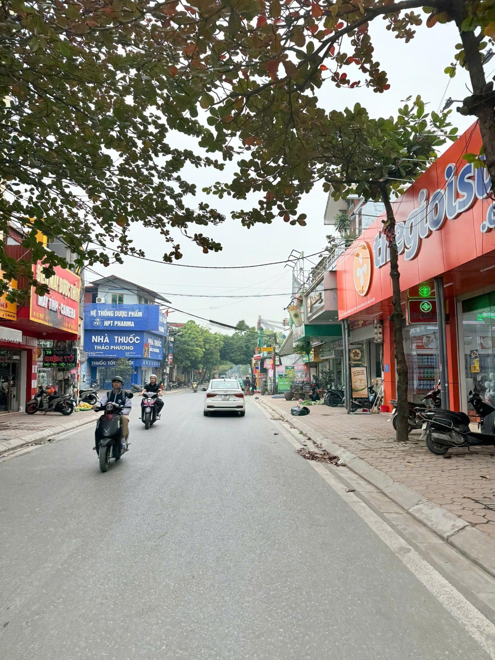 Bán nhà đường Bát Khối 369m2 giá 38 tỷ. Đường ôtô tránh kinh doanh hoặc văn phòng công ty