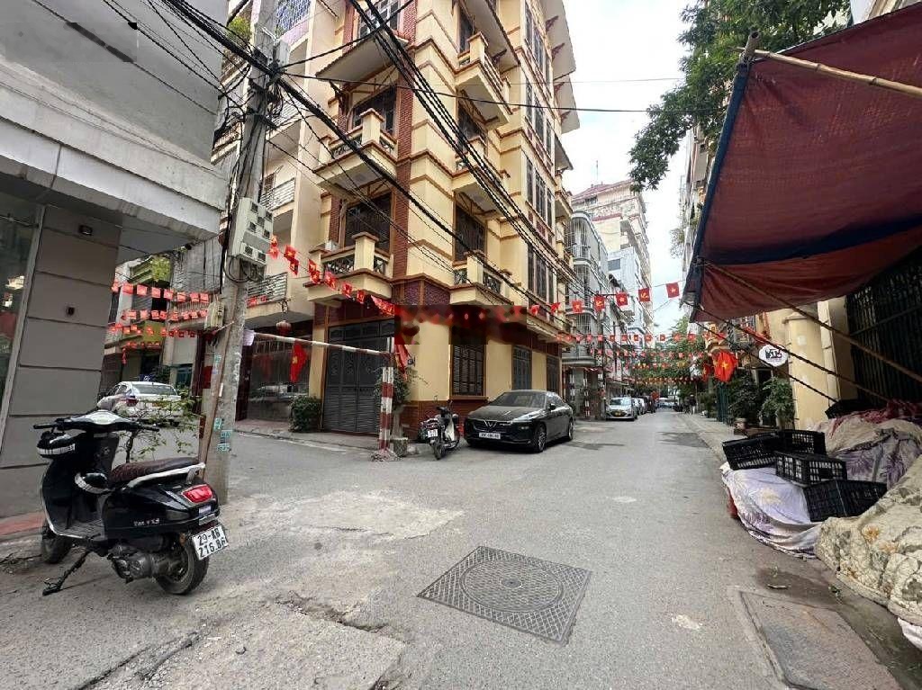 Em bán nhà Tây Hồ ôtô kinh doanh DT 74m2, 5 tầng, MT 6,3m 30 tỷ