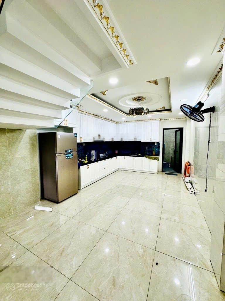 Kề Khu Ten Lua, Aoen Bình Tân, Nhà 4Tầng ST, 4x20m, Full Nội Thất, HXH 8m Thông