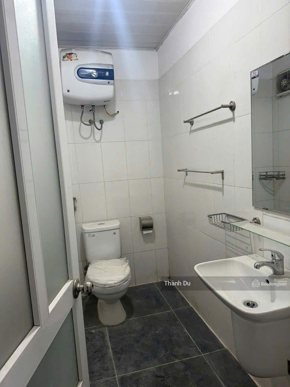 Cho thuê căn chung cư học viện Hậu Cần 7,5 tr ngay Khai Sơn City, chợ Ngọc Thuỵ, cầu Đông trù