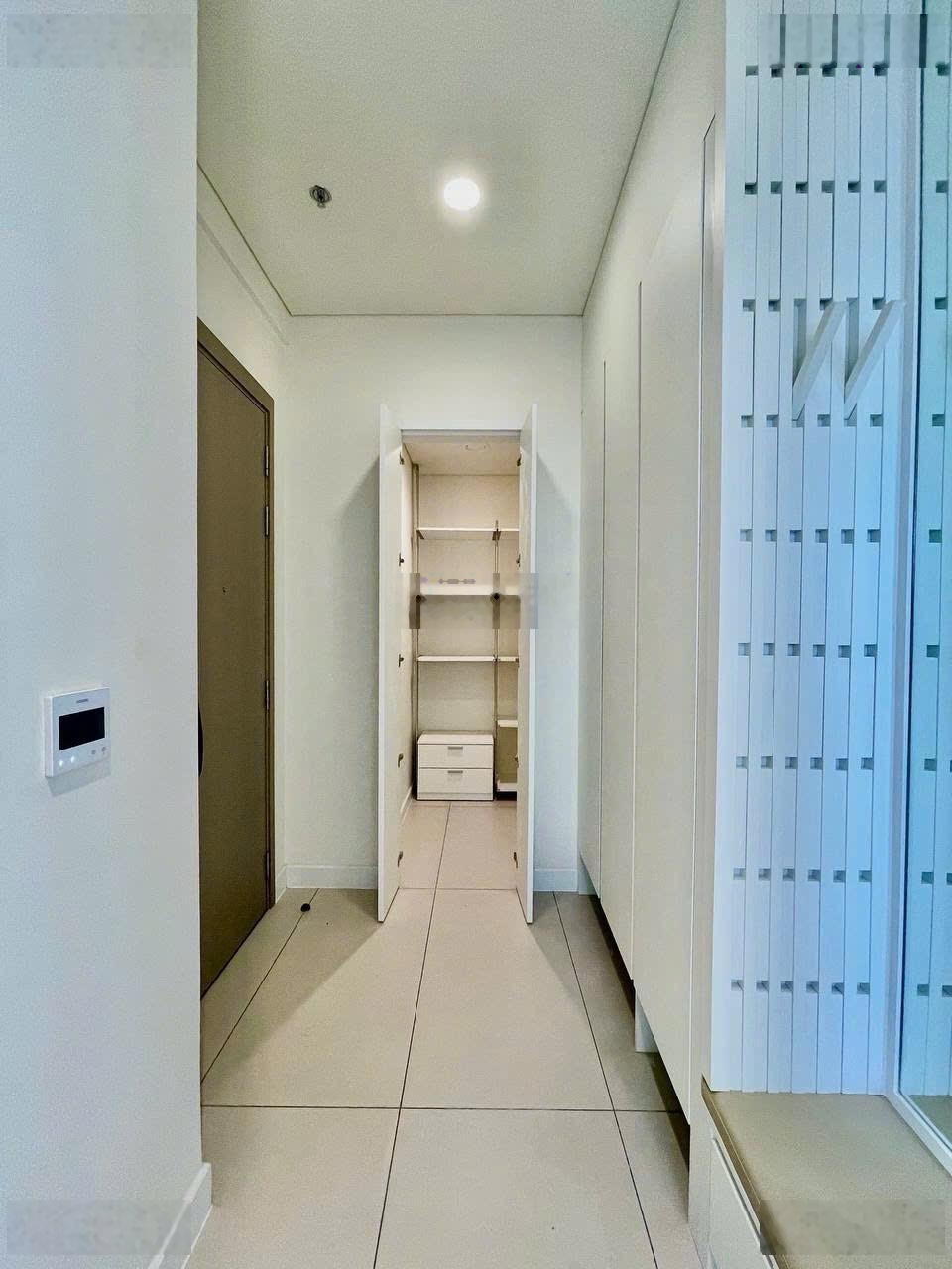 Cần bán gấp căn 2PN, 97m2 view sông quận 1, pháo hoa tại Zeit River Thủ Thiêm