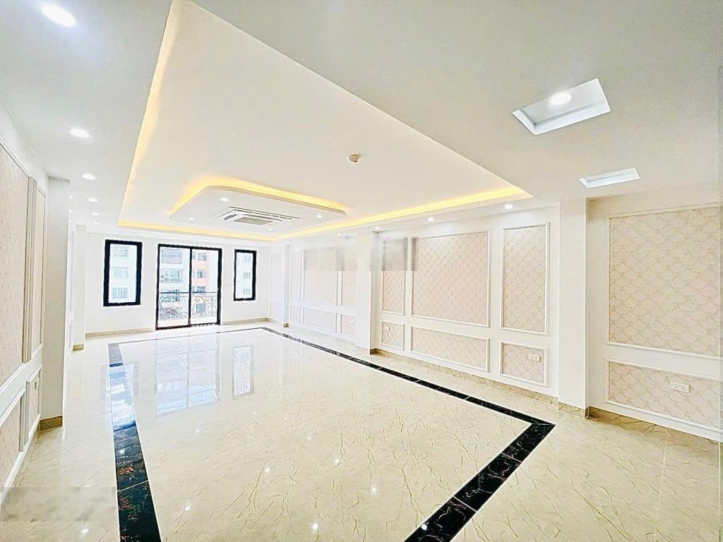 Cực hiếm phùng chí kiên 60m2 mặt tiền rộng thang máy - kd gara ô tô! lh: 0869818555