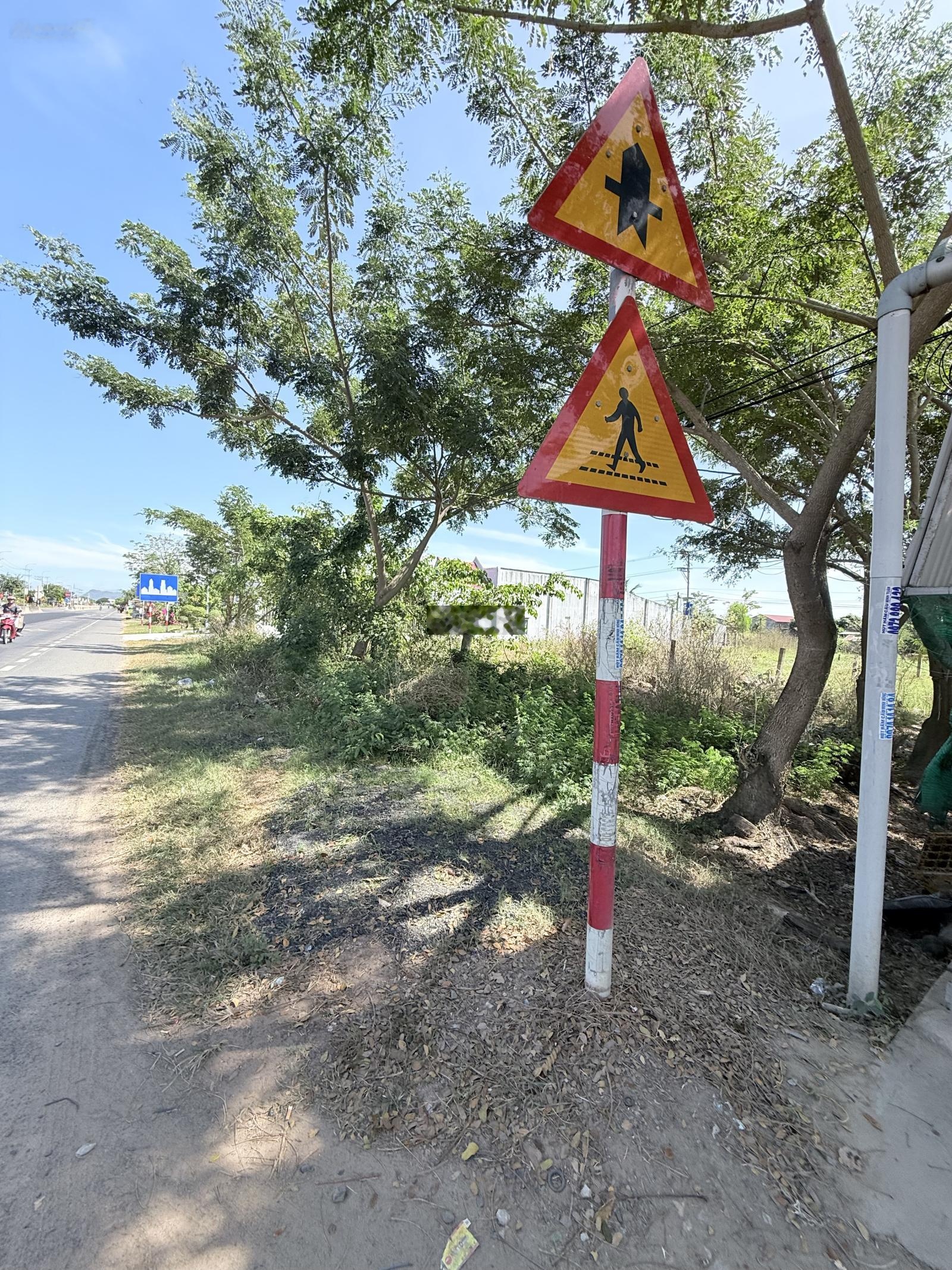 Gần 3000m2 (Có 472m2 thổ cư) - mặt tiền QL1A - Bình Thuận cũ - 28m bám đường QL1A