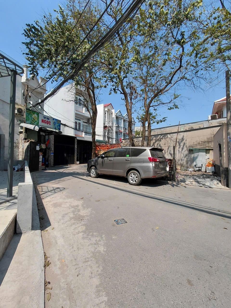 Nhà hẻm xe tải giá chỉ 5,6 tỷ (TL) Trần Thị Cờ, Thới An, Quận 12