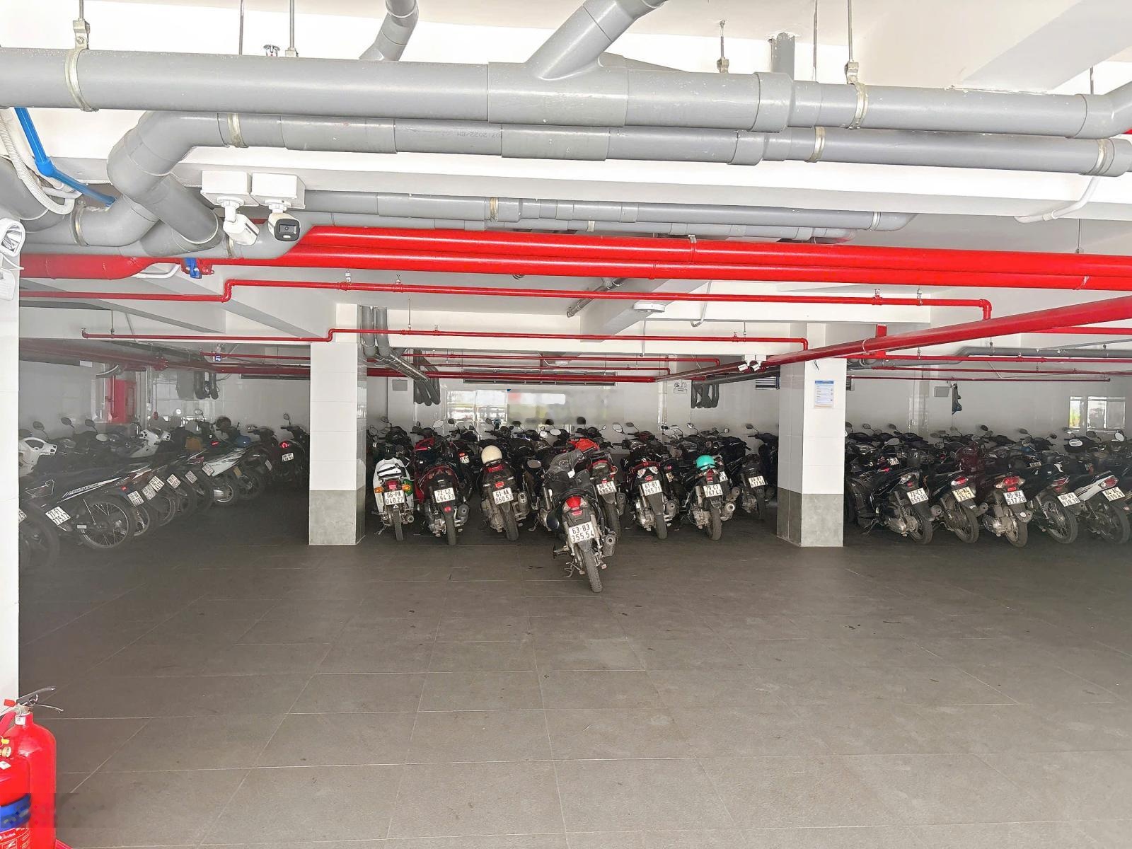 Miễn phí 100% tiền phòng tháng 2 KTX nam ngay sau ĐH Ngân Hàng, SPKT, Hutech