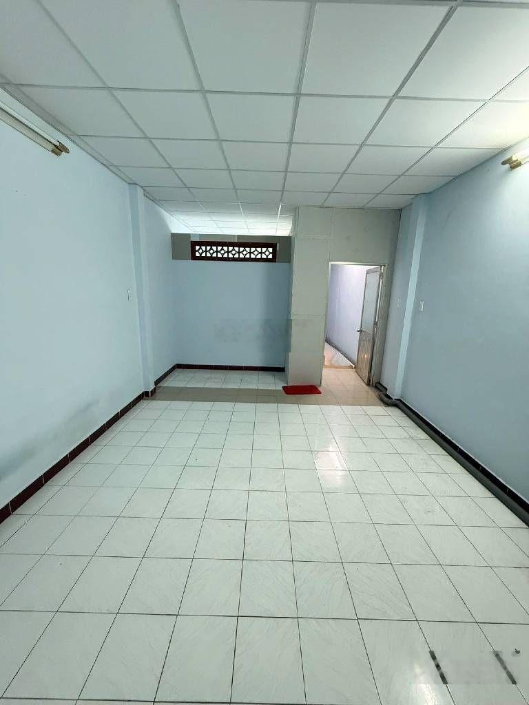 Phan Huy Ích - nhà 2 tầng BTCT hẻm xe hơi thông - 4x11m - 44m2 chỉ 4,39tỷ TL