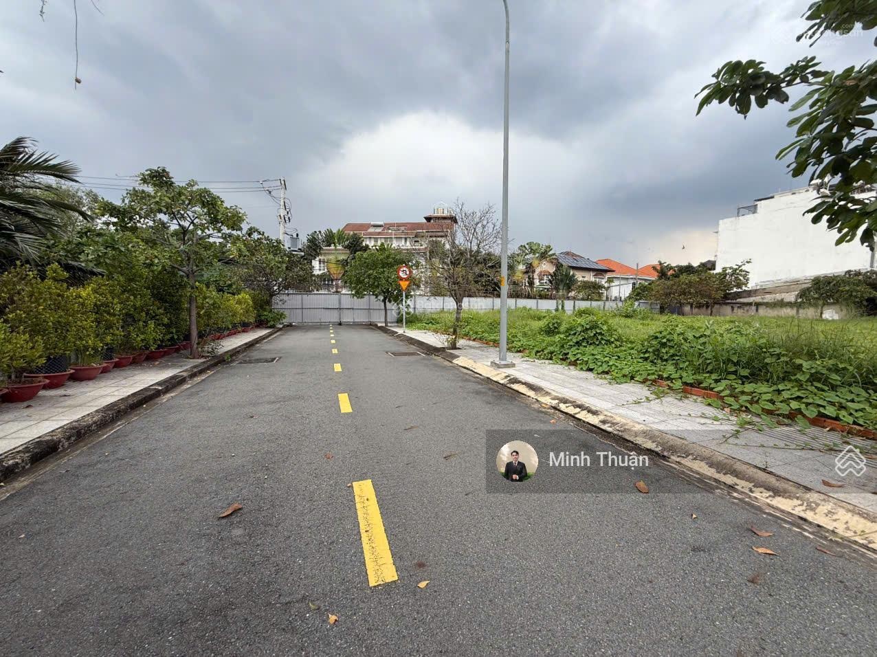 Khan Hiếm ! Bán đất KDC Thảo Điền - 11X14m - Xây hầm 6 tầng - Khu Compound - giá chỉ 230tr/m2