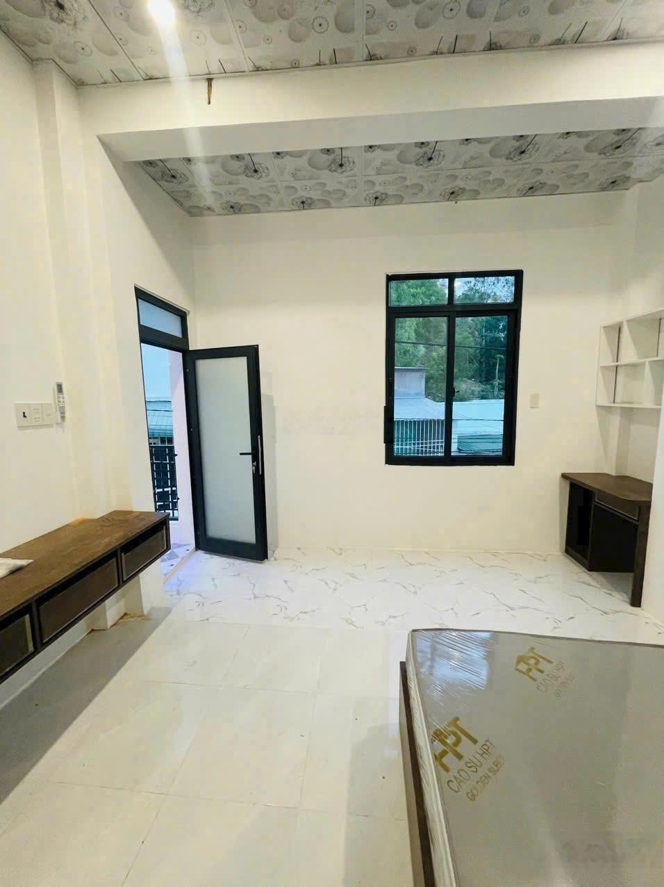 Bán nhà đẹp 2 tầng lô góc có dòng tiền 12tr/tháng, hẻm ô tô Dương Vân Nga, full nội thất, 3,3 tỷ