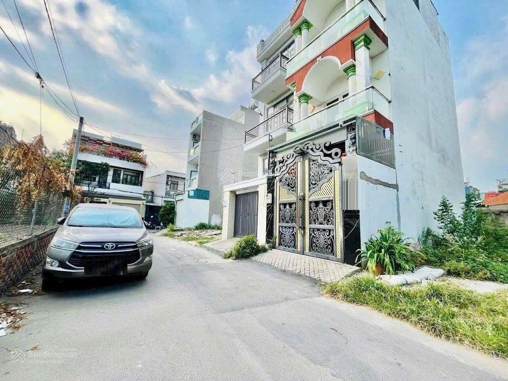 Bán gấp nhà 3 tầng , 2 mặt tiền kd sầm uất phan đăng lưu, 6x25m, dĩ an, nhỉnh 6 tỷ