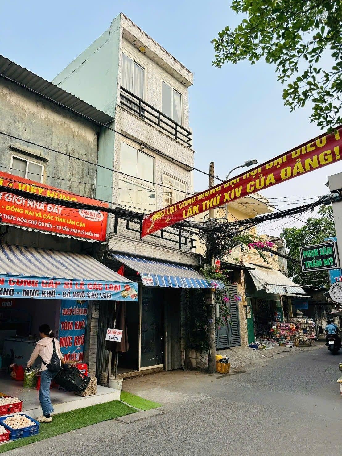 Mặt tiền đường số 6 Thủ Đức e tầng giá 3.05 tỷ