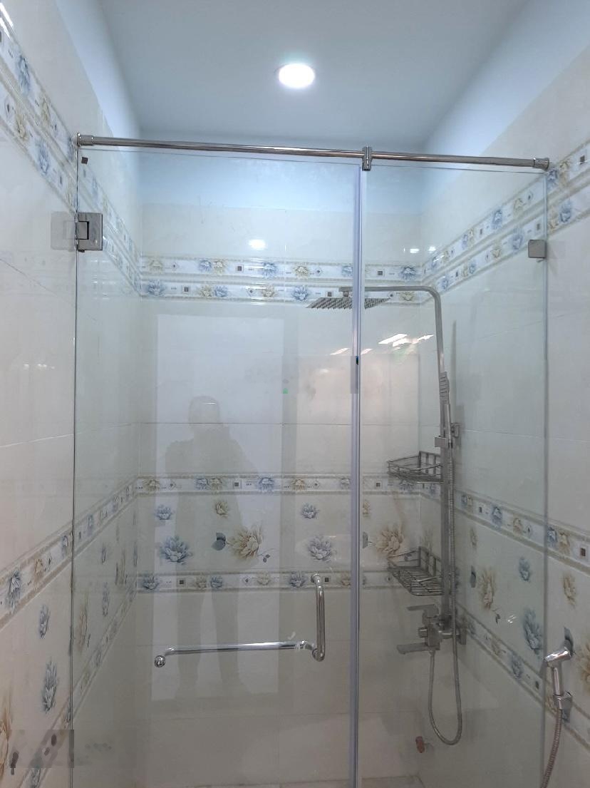 Bán nhà Quận 7 cạnh Phú Mỹ Hưng, 105m2 (5x20m), 3 tầng 10 phòng ngủ, chỉ 8 tỷ nhỉnh