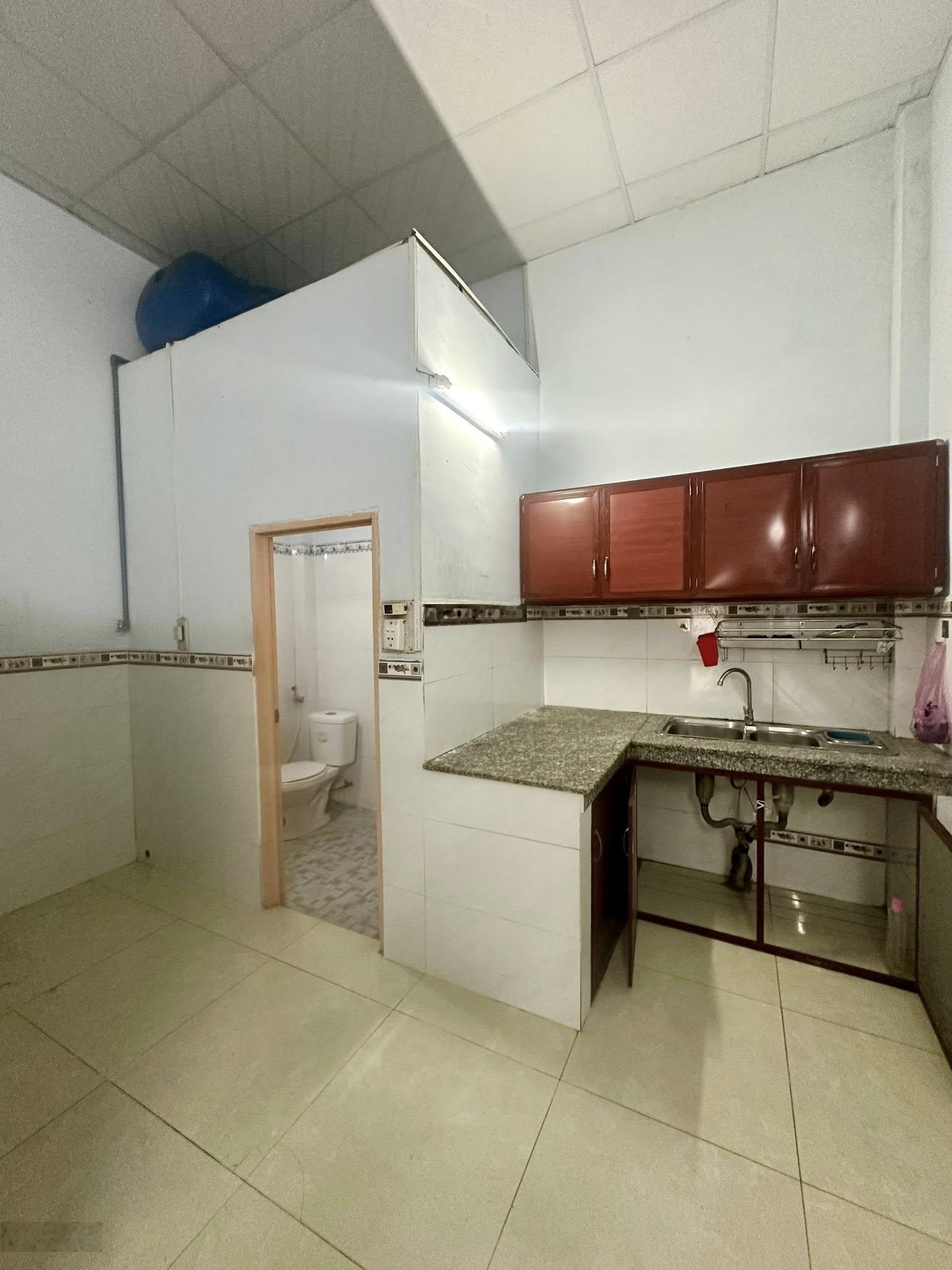 Cho thuê nhà trọ 27m2, giá 5 triệu tại Bùi Quang Là, p12, Gò Vấp, TP.HCM