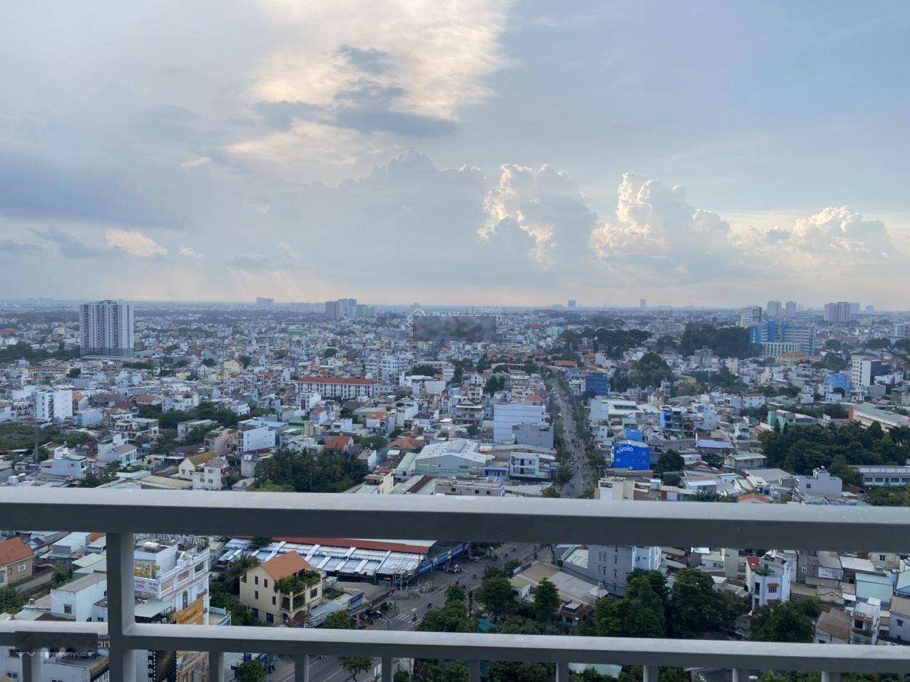 cho thuê căn 2pn 2wc nhà trống căn góc thoáng mát,alo 0915479678