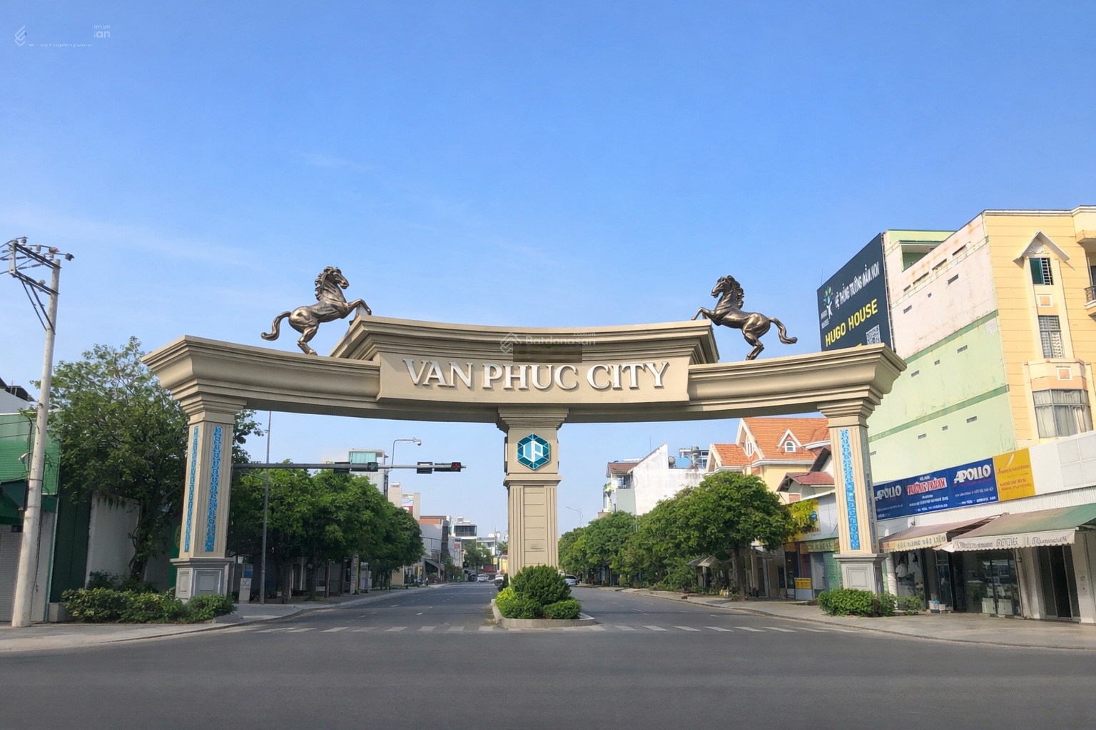 Nhà 3 tầng hxh ql13 hiệp bình phước gần vạn phúc city 77m full nội thất hơn 6 tỷ (tl)