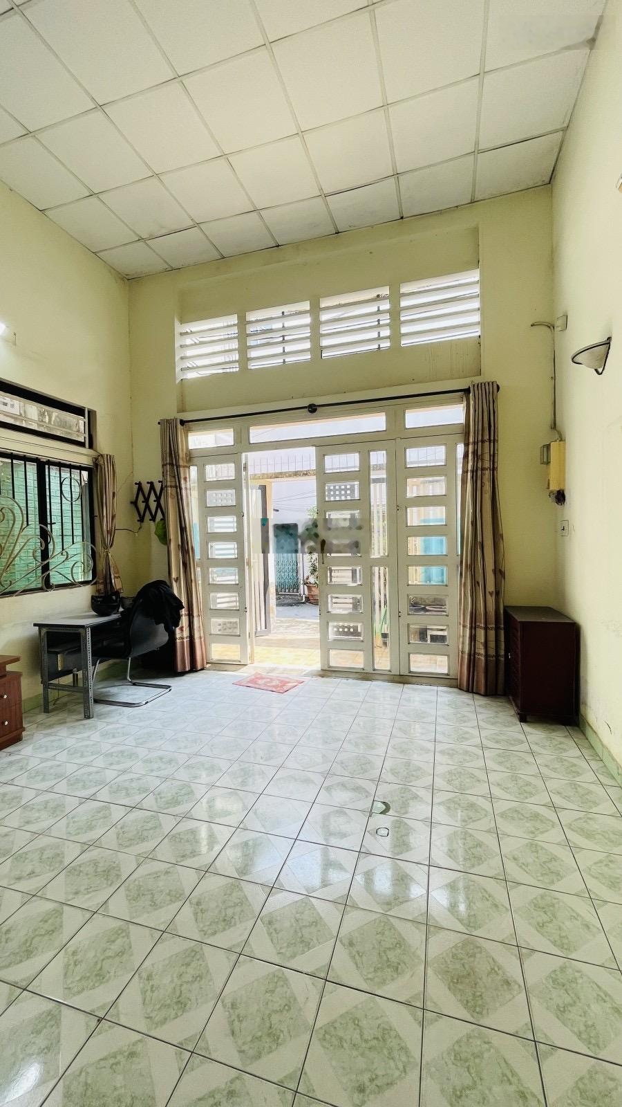 Cạnh Cityland Gò Vấp - Xe hơi đỗ cổng - 5.5 x 19m - 3 tầng - chỉ 7,5 tỷ còn TL