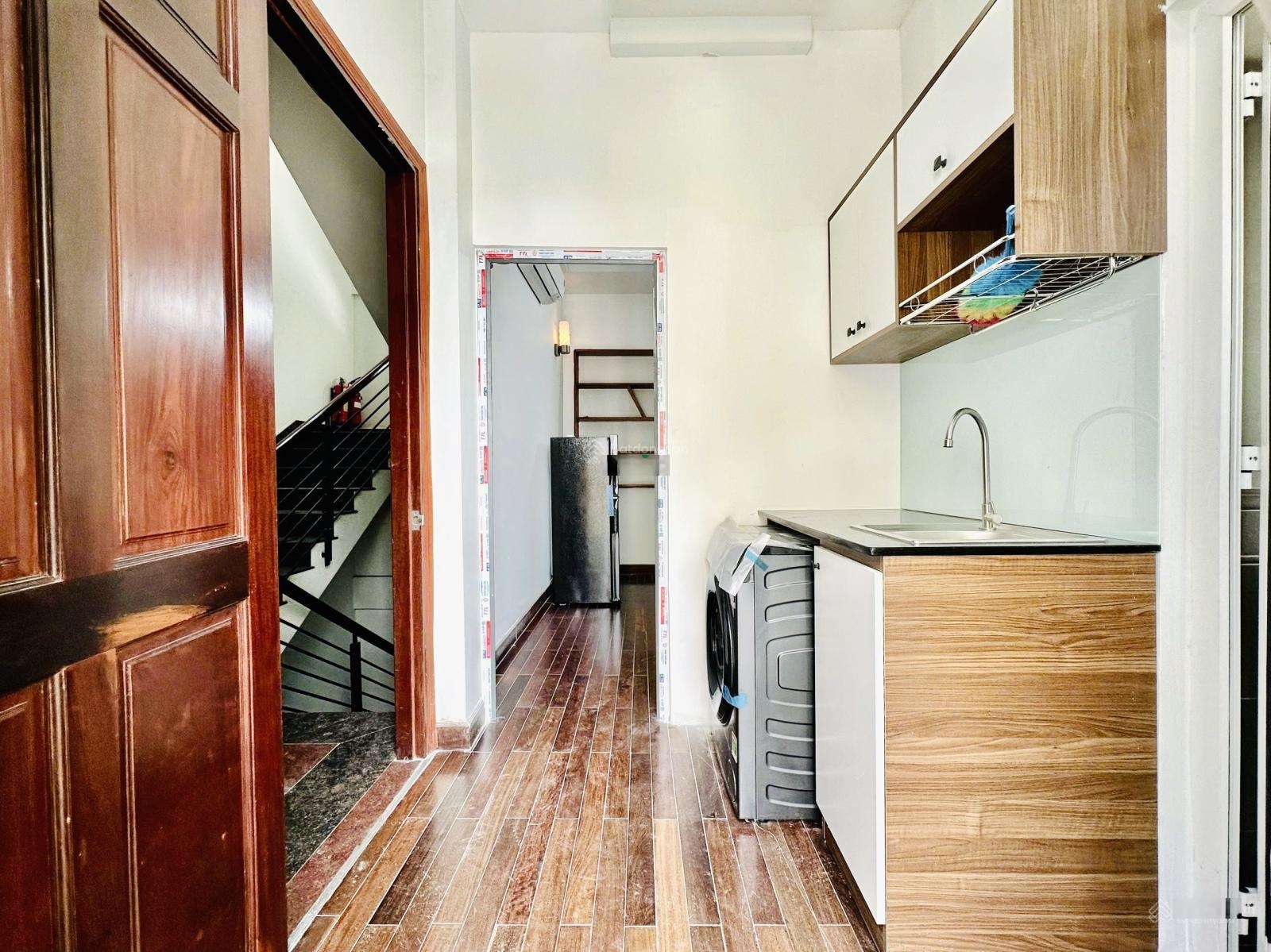 Khai xuân bóc team CHDV 1PN balcony full tiện nghi thang máy-tân định. Chỉ 7.xTr