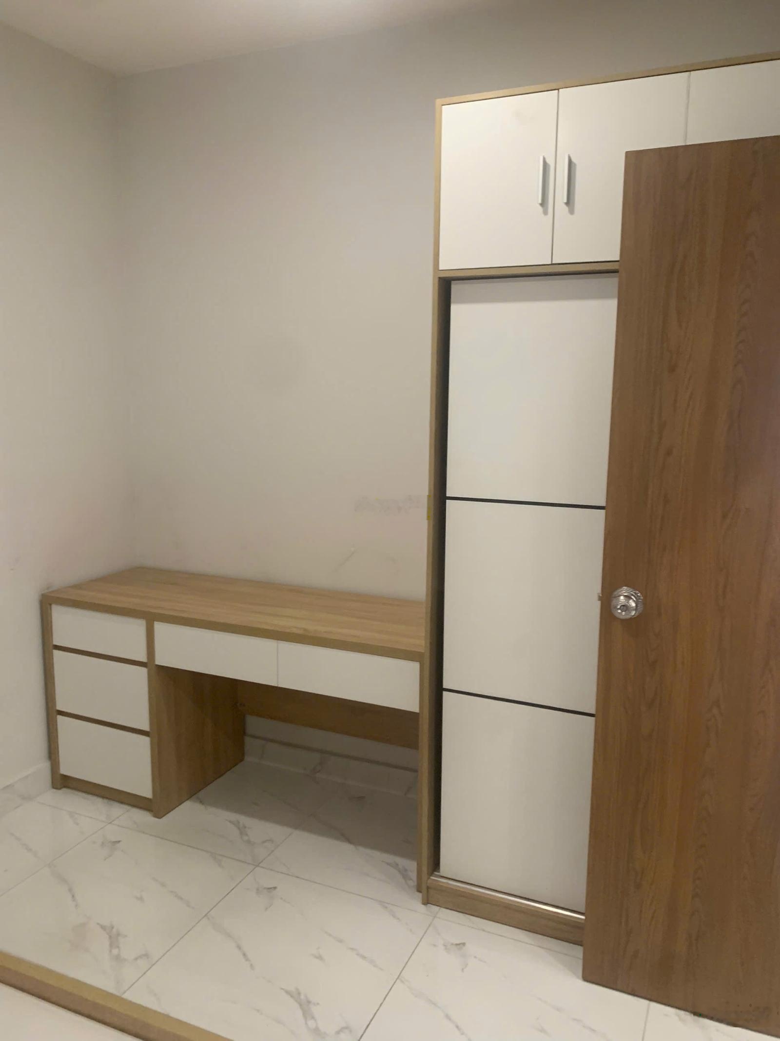 Chính chủ cho thuê căn hộ chung cư Star Tower 2pn 1wc