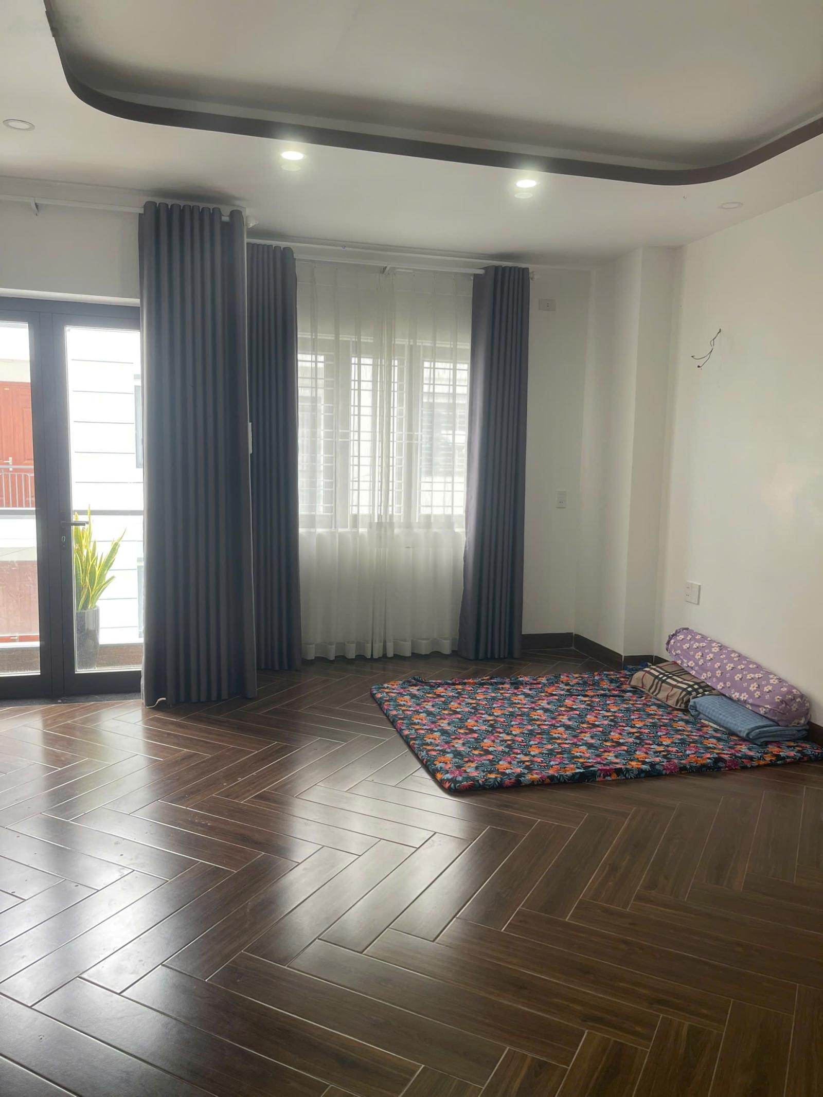 Bán nhà mới kđt acc vĩnh hòa cách biển chỉ 200m - cho thuê 15 - 20 trịu/tháng - nội thất cao cấp