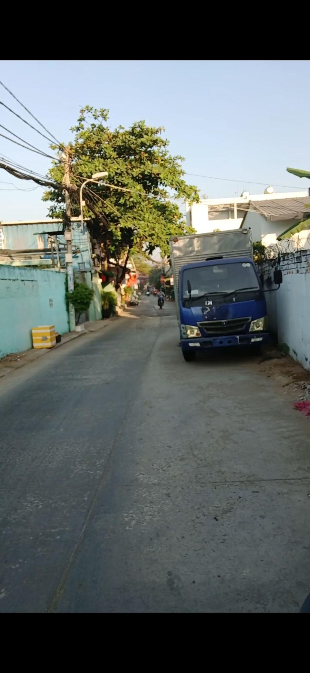 6 tỷ 550 thương lượng, đất thổ cư, đường 8 mét thông, diện tích : 4 x 20,25