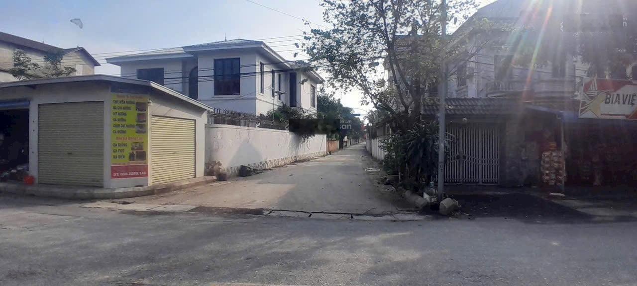 Bán đất đan tảo - tân minh - sóc sơn- trục 2 ô tô tránh- sát cạnh trường học- 100m -giá chỉ hơn 3tỷ