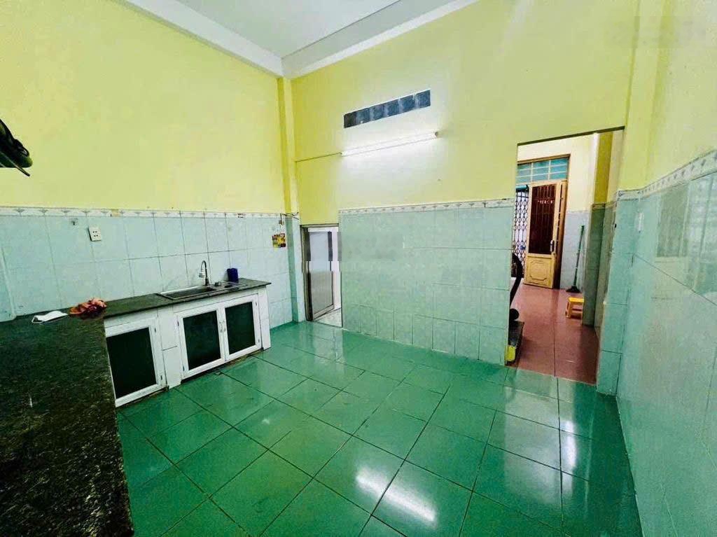 Bán nhà hẻm 5m (XH) Đường Âu Cơ, P.10, Q.TB giá 4.99 tỷ