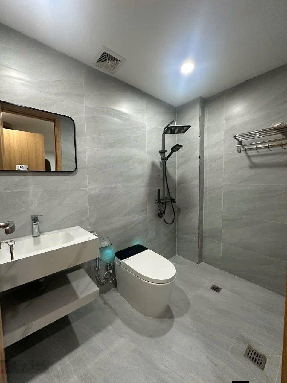 Tòa nhà dòng tiền Xã Đàn gần khu ĐH Bách - Kinh - Xây. DT 7%/năm, 23 phòng, thoáng trước sau, PCCC