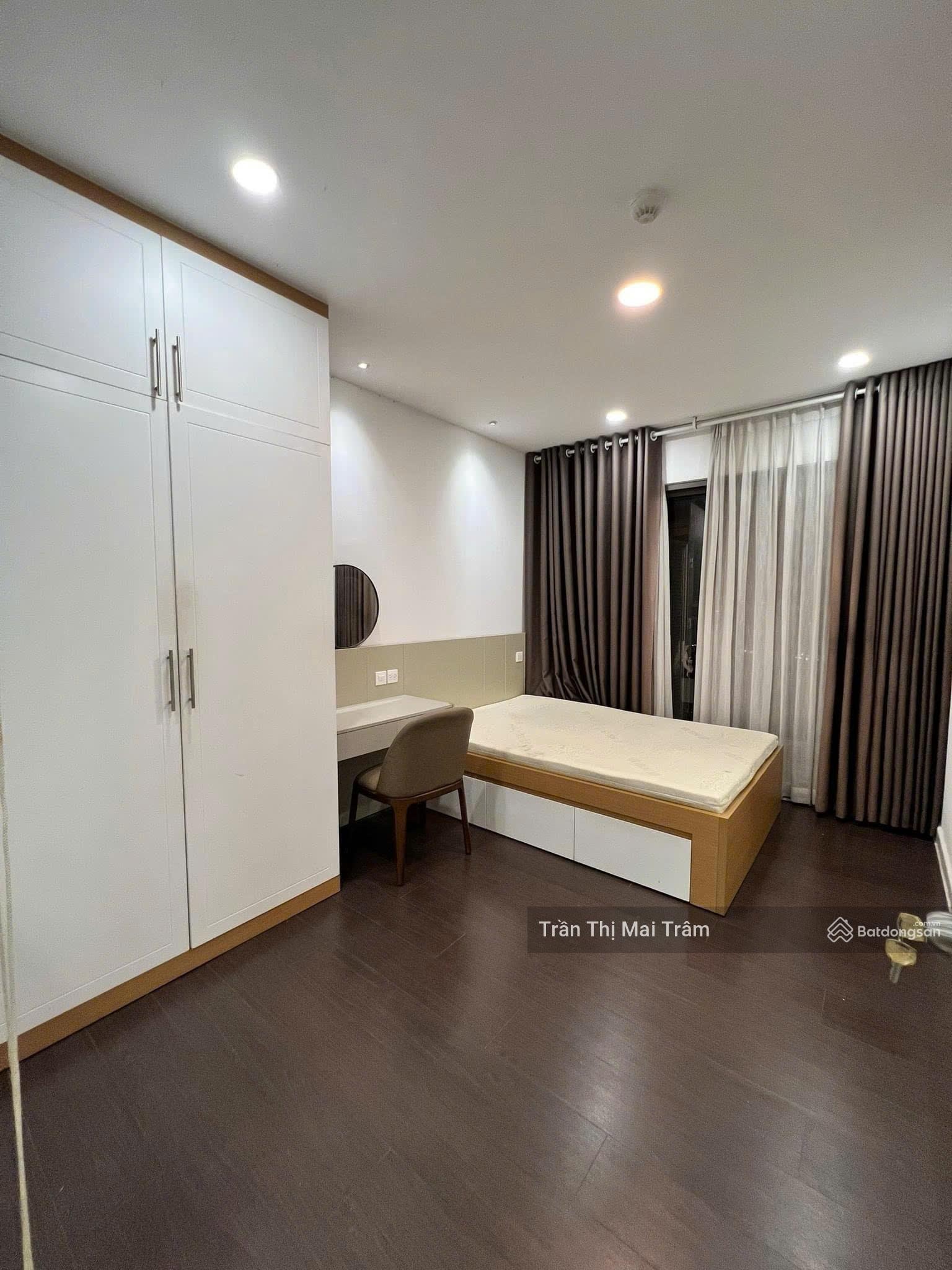 Nhà đẹp cao cấp và hiện đại cho thuê ở The Sun Avenue, 96m2, 3PN chỉ 925$