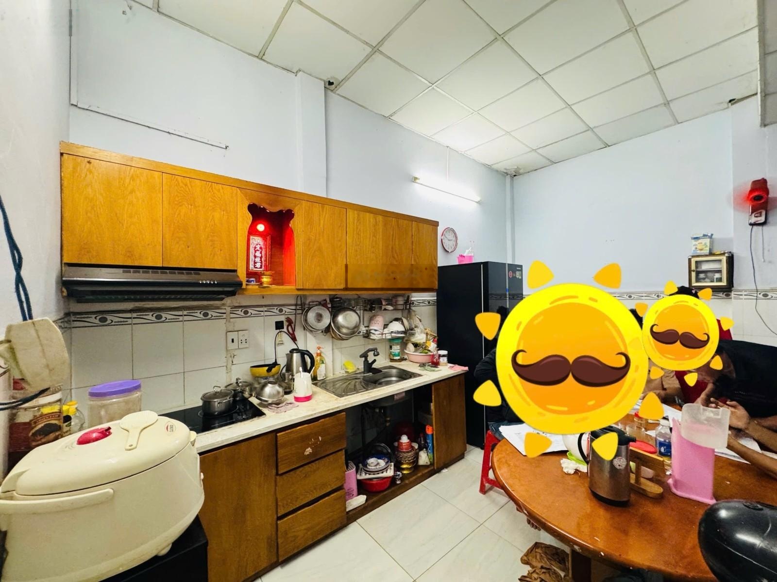 Bán nhà nở hậu 6.5m - hẻm xe hơi nhỏ - Phạm Văn Đồng P1 Gò Vấp - 67.5m - 3PN - Giá 7.2 tỷ