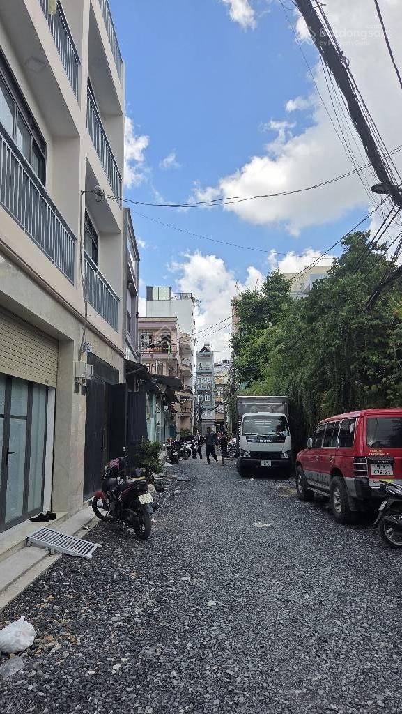 Bán nhanh nhà Tân Bình hẻm 5m Âu Cơ 3 tầng 30m2 chỉ 4.2 tỷ, LH: 0933233236