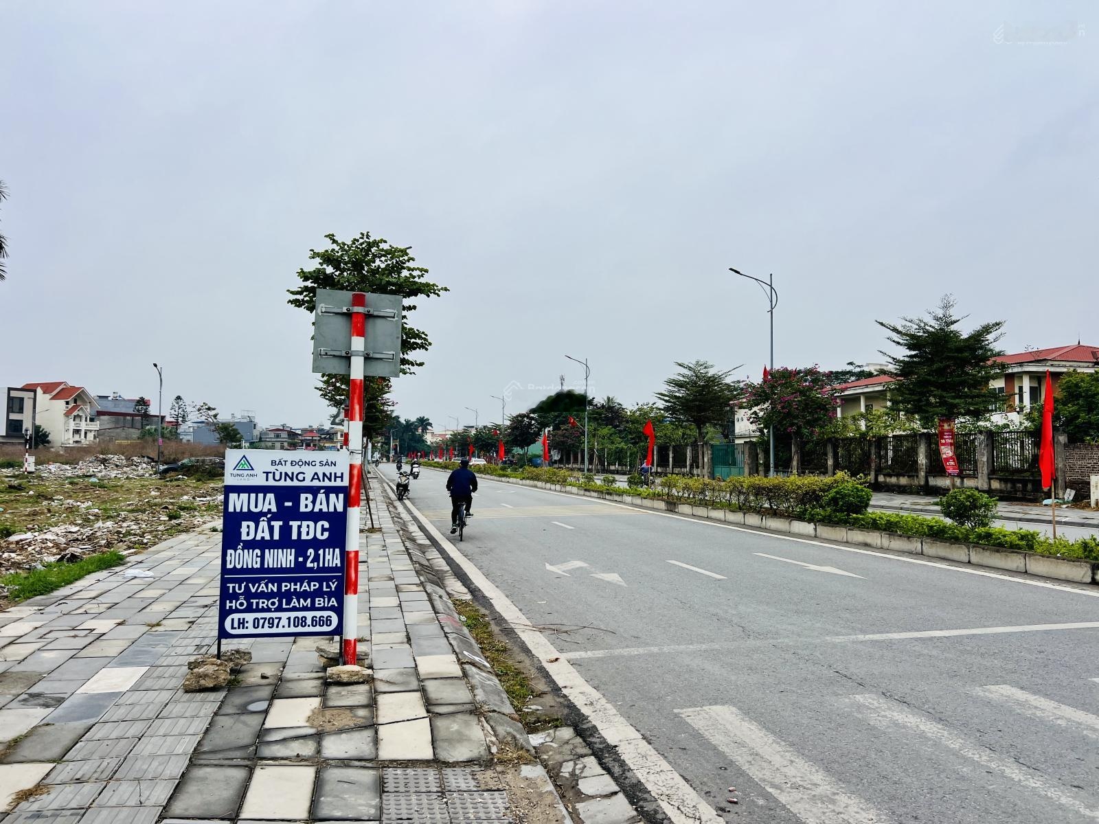 Bán Lô Đất 100m2 Hàng Hiếm Mặt Đường Đông Khê 2 (Lê Quang Đạo)