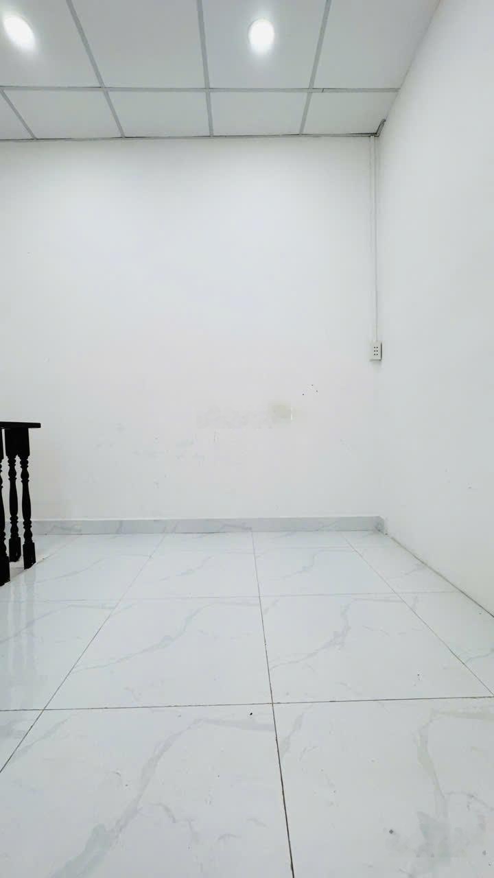 Nhà riêng trung tâm bình thạnh nguyễn hồng 2 tầng sổ riêng lâu dài- 4,6 tỷ