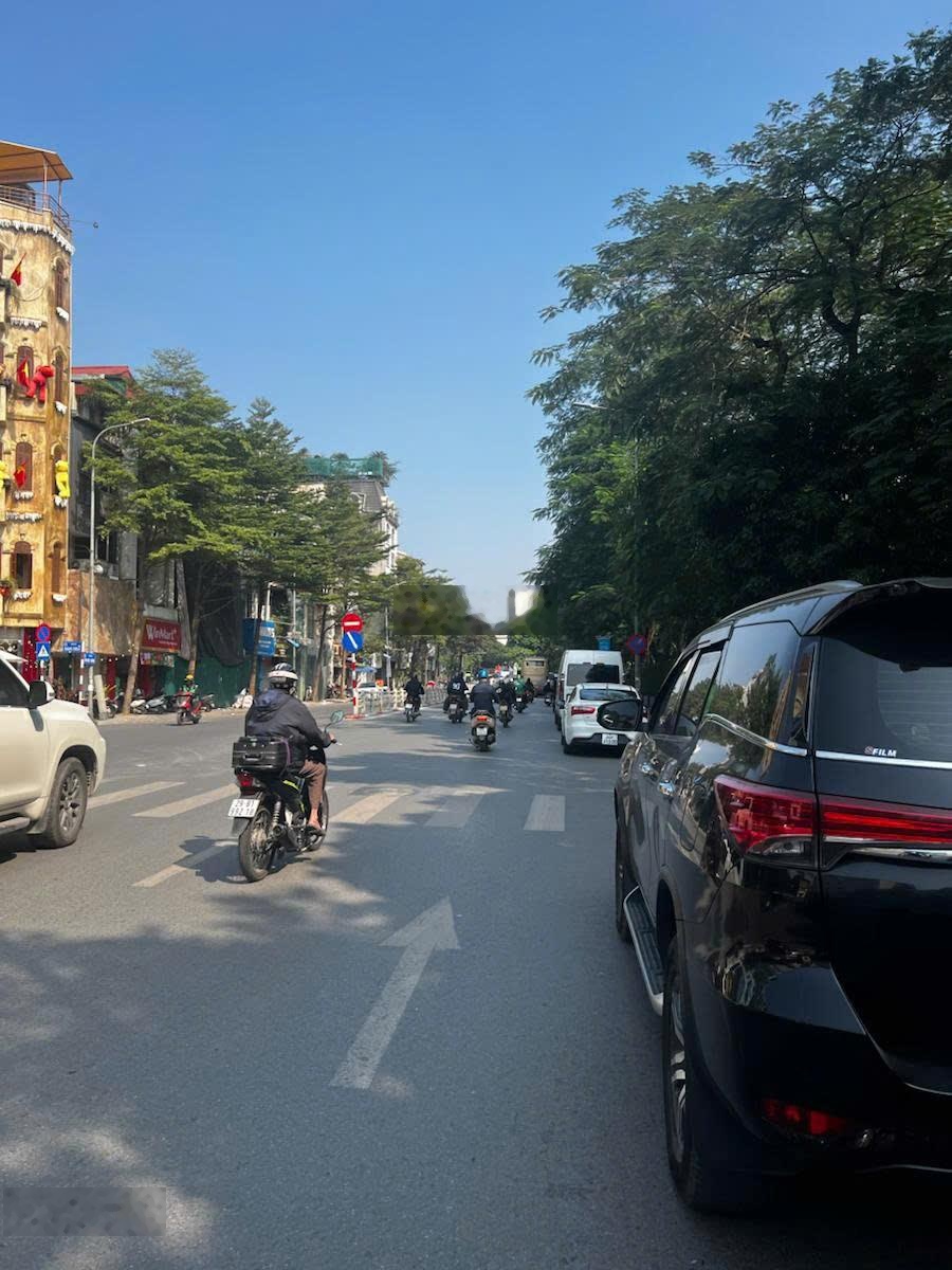 Nhà MP Đống Đa, Cát Linh, Tôn Đức Thắng DT 108 m2 x 6 tầng TM, MT 4.6 m, chỉ 39.5 tỷ