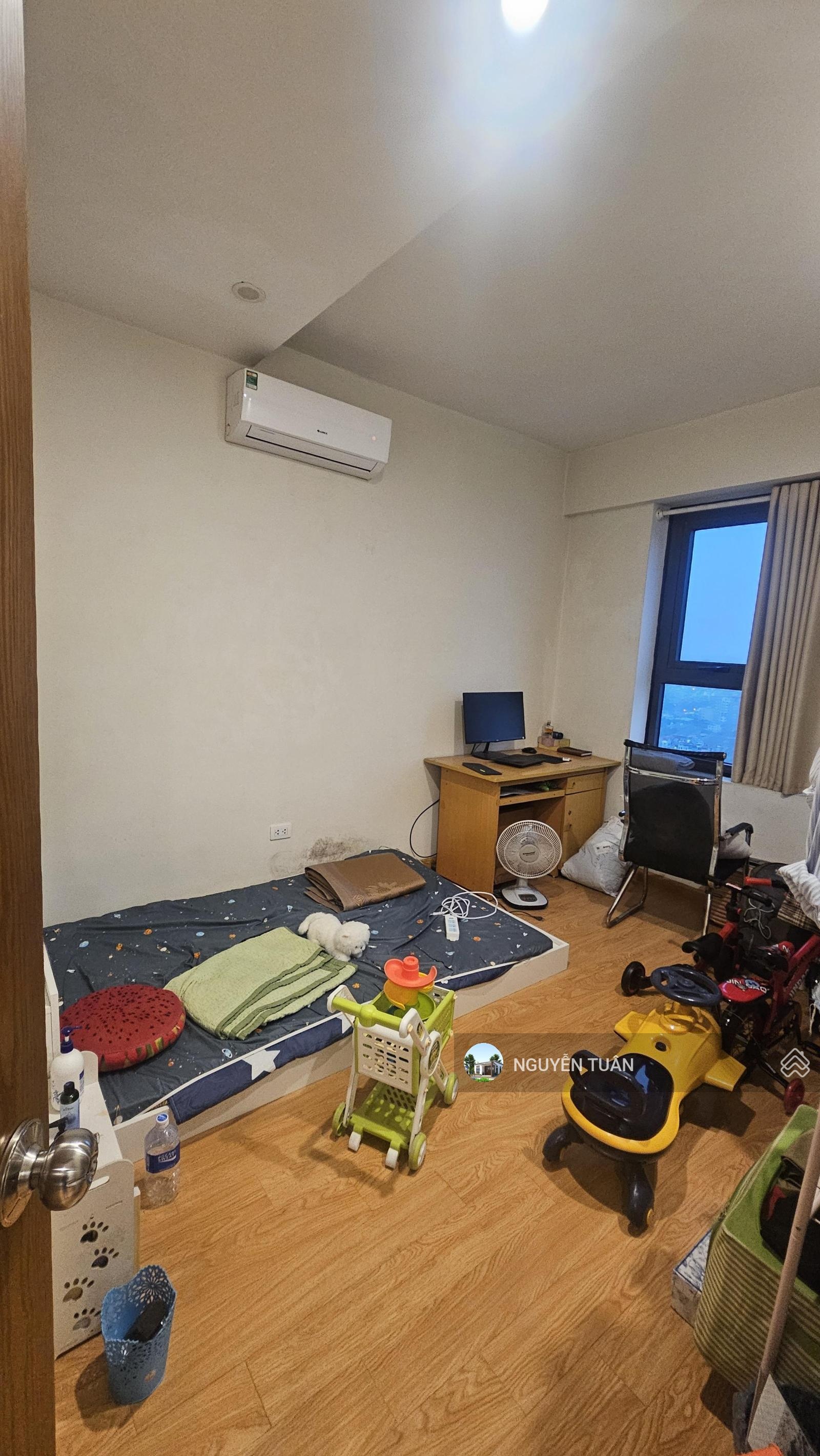 Bán căn hộ 73,4m2 tầng trung tòa CT1 ban công view Time City