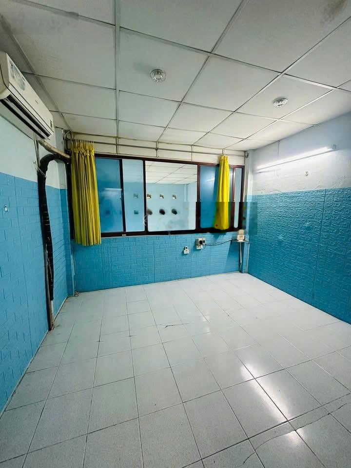 Cho thuê NR 261/33/15 Nguyễn Đình Chiểu, 28 triệu, 24m2, 3PN, 2WC, Q3, HCM