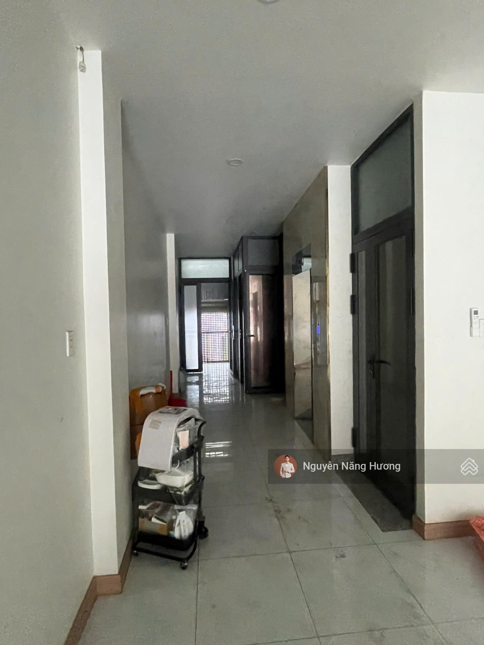 Chính chủ bán nhà mặt tiền kha vạn cân ngay chợ thủ đức - kết cấu hầm 5 tầng sẵn hđt 80 triệu/tháng