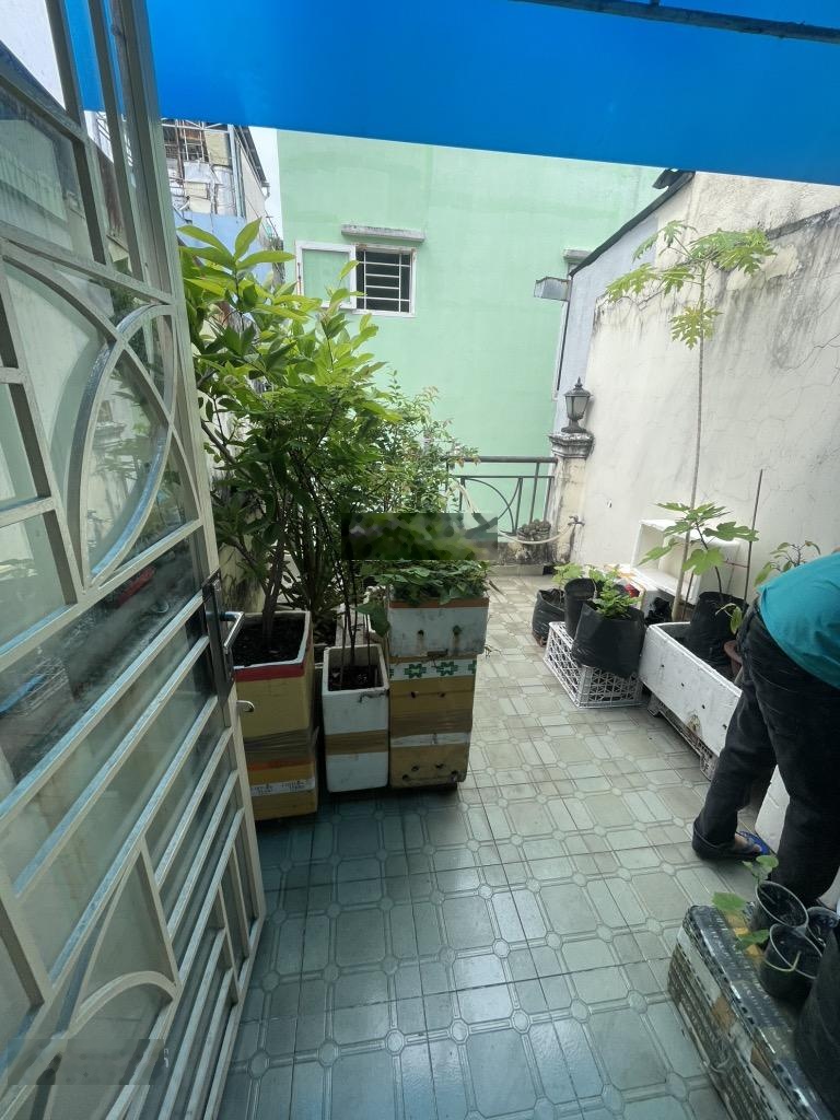 Nhà 3 tầng gần BV Nhi Đồng 1, sân thượng, BTCT Sư Vạn Hạnh Q10 chỉ 3.85 tỷ