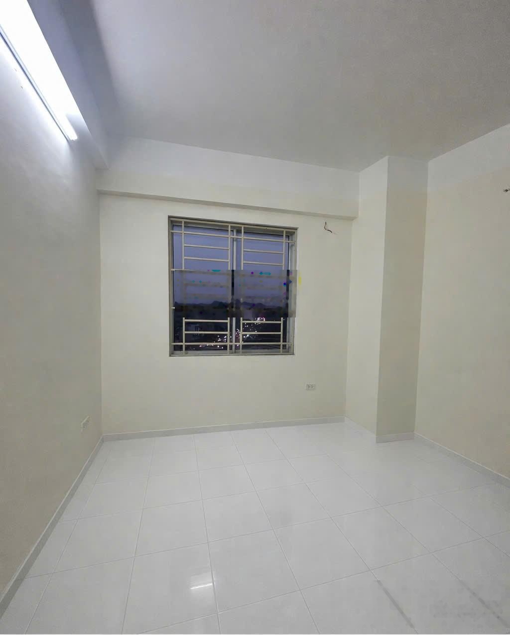 Cho thuê CHCC Vĩnh Hoàng, Hoàng Mai 75m2, giá 8,5 triệu/th, 2 phòng ngủ, nhà mới, yên tĩnh