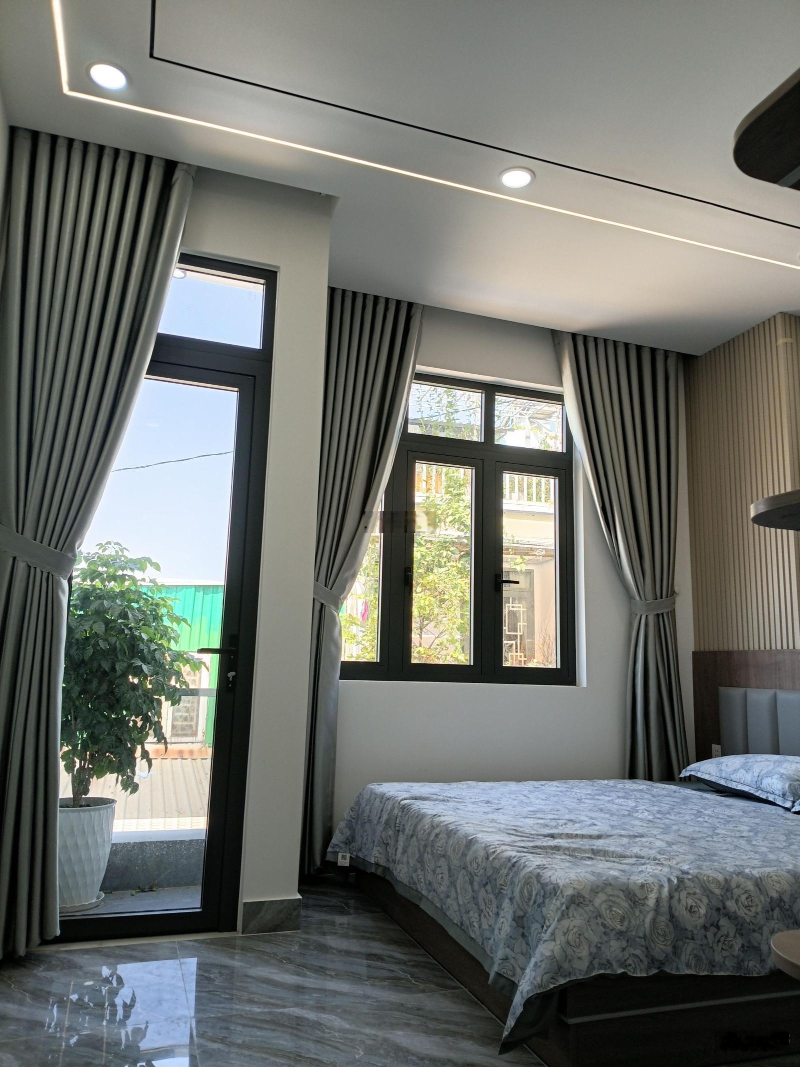 Bán nhà quận 12 nhà mới thạnh xuân 43 gần hà huy giáp giá nhỉnh 5 tỷ