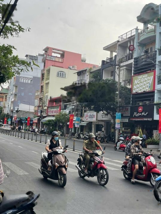 Bán nhà căn góc 2 mặt tiền quận 4 | dòng tiền ổn định 85 triệu/tháng